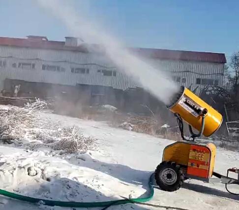 造雪機